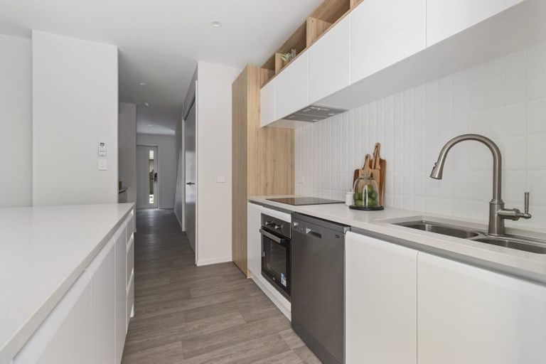 Photo of property in 44u3 May Street, Hamilton East, Hamilton, 3216