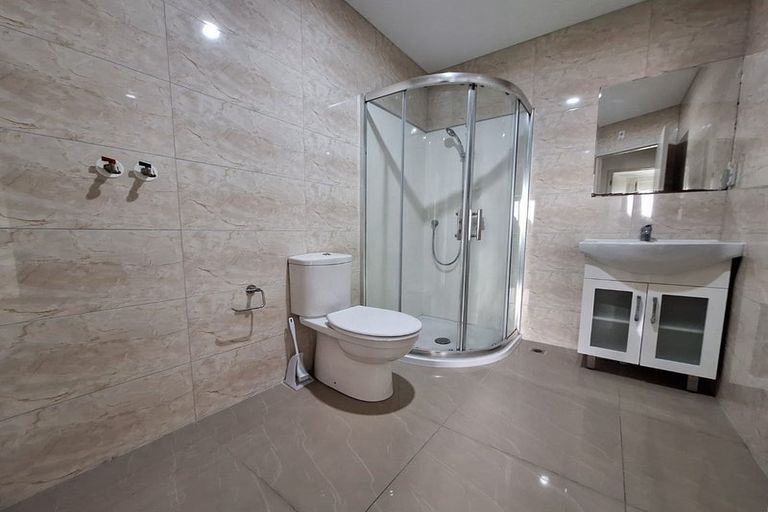 Photo of property in 1/8 Kerrs Road, Wiri, Auckland, 2104