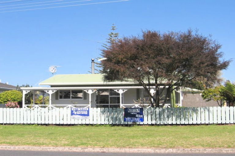 Photo of property in 14 Dundas Street, Whitianga, 3510