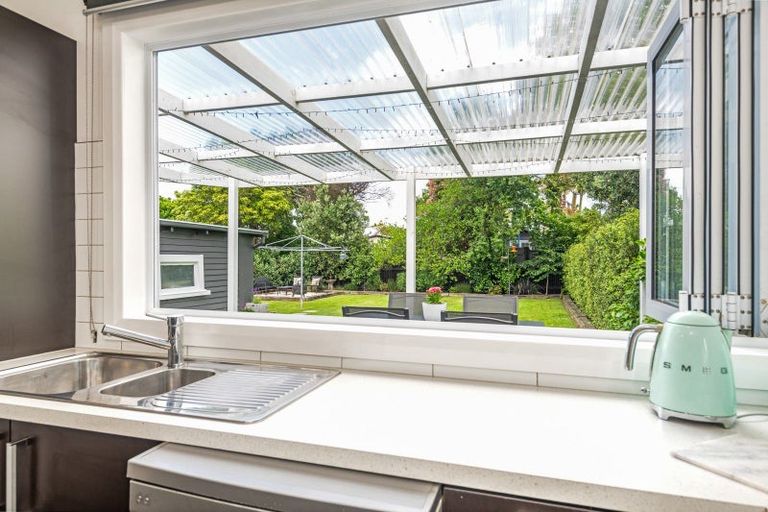 Photo of property in 80 Lyndhurst Street, Takaro, Palmerston North, 4412