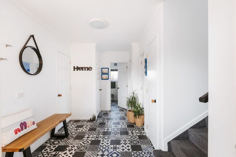 Photo of property in 8 Aberdeen Street, Mount Maunganui, 3116