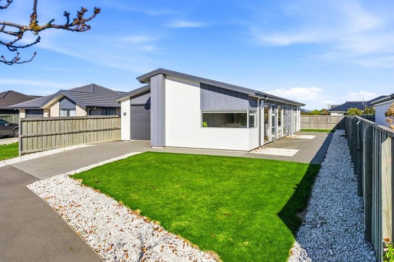 Photo of property in 4 Billington Drive, Halswell, Christchurch, 8025