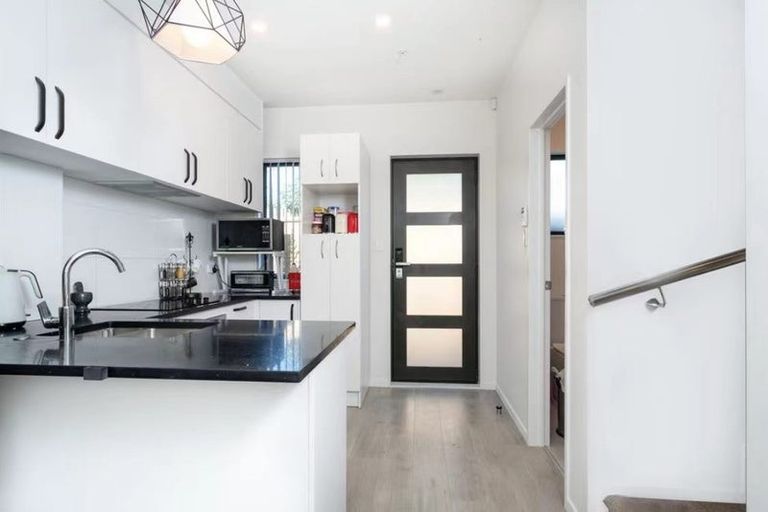 Photo of property in 4/46 Te Kanawa Crescent, Henderson, Auckland, 0610