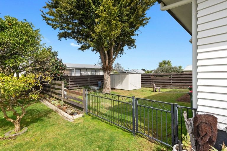 Photo of property in 49 Hyde Avenue, Nawton, Hamilton, 3200