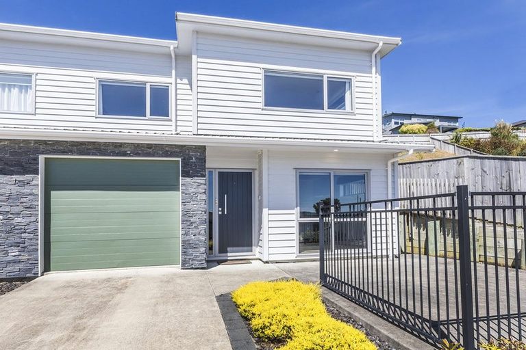 Photo of property in 9a Madeira Close, Whitby, Porirua, 5024