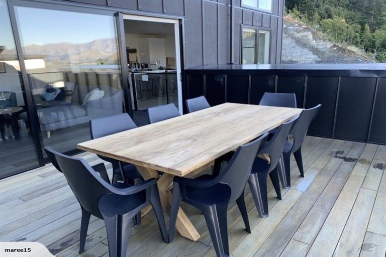 Photo of property in 11b Saint Peters Place, Queenstown, 9300