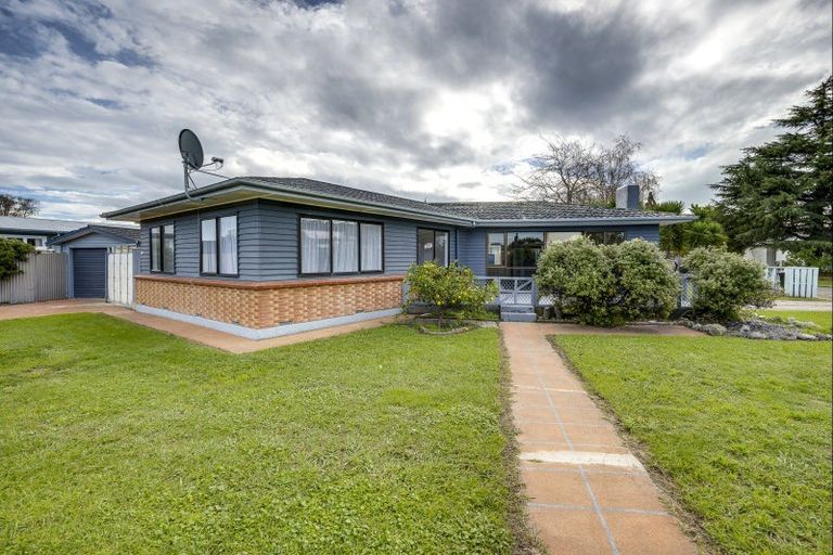 Photo of property in 22 Taradale Road, Marewa, Napier, 4110