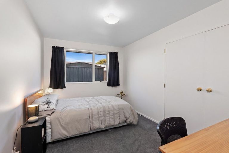 Photo of property in 42 Welsford Street, Woodend, 7610