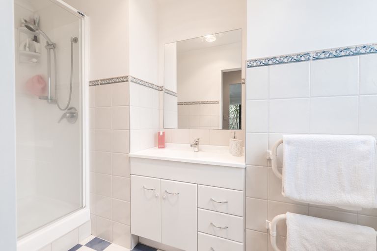 Photo of property in 31a Konini Road, Titirangi, Auckland, 0604