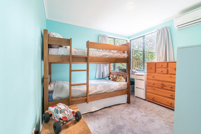 Photo of property in 31a Konini Road, Titirangi, Auckland, 0604