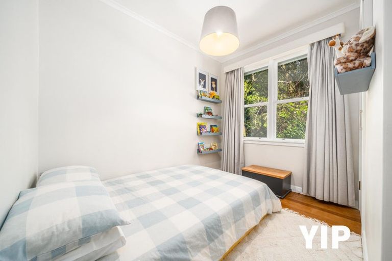 Photo of property in 51 Tarawera Road, Johnsonville, Wellington, 6037