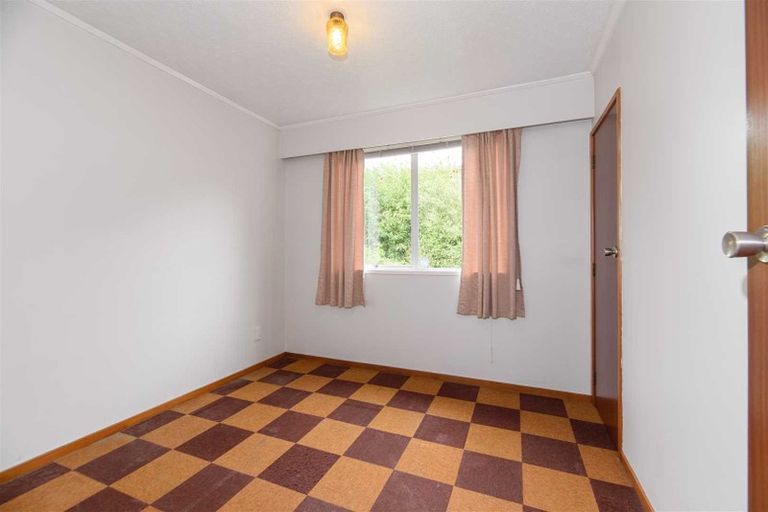 Photo of property in 2 Terra Nova Street, Glen Eden, Auckland, 0602