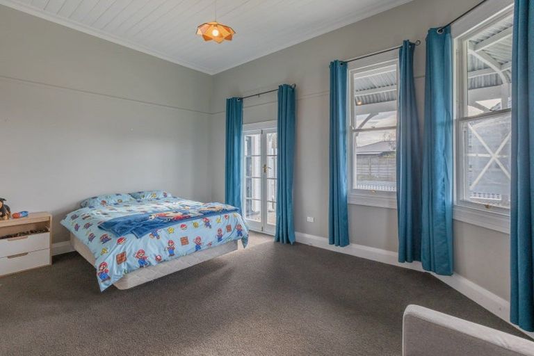 Photo of property in 12 Brogden Street, Otane, 4202