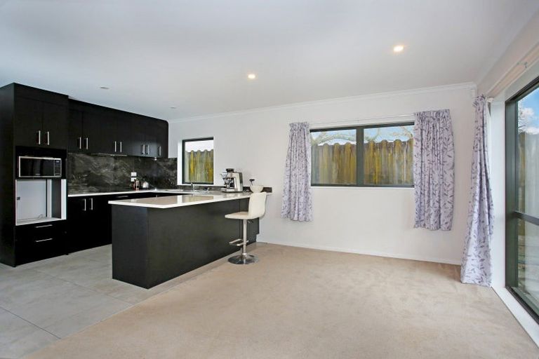 Photo of property in 112a Longford Park Drive, Takanini, 2112