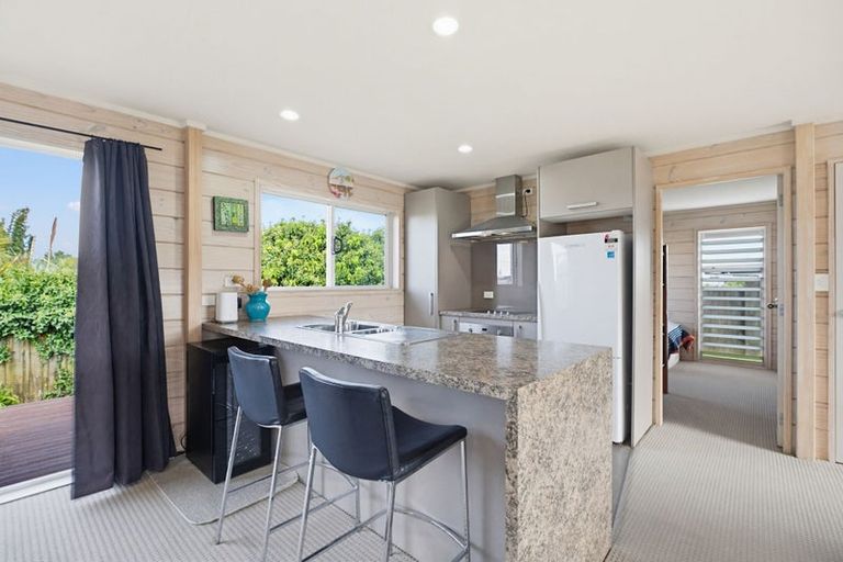 Photo of property in 42 Carina Way, Whitianga, 3510