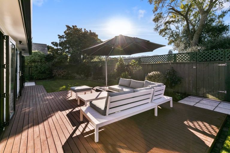 Photo of property in 17 Hinau Street, Woburn, Lower Hutt, 5010