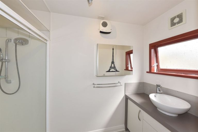 Photo of property in 64 Simeon Street, Spreydon, Christchurch, 8024