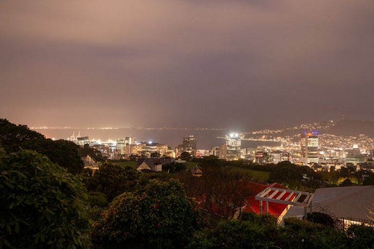 Photo of property in 15u2 Upland Road, Kelburn, Wellington, 6012