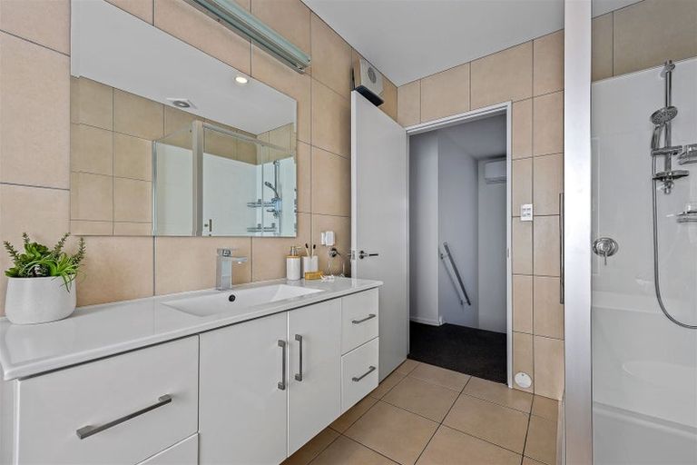 Photo of property in 7/670 Ferry Road, Woolston, Christchurch, 8023