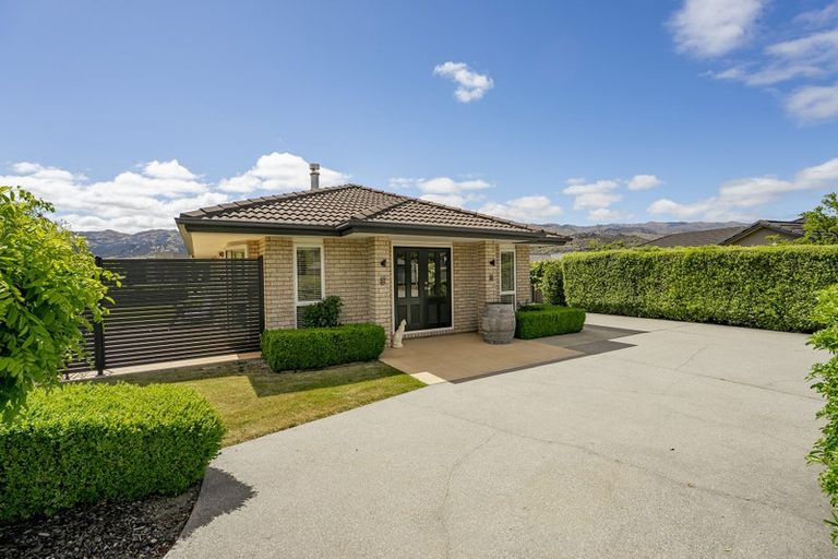 Photo of property in 32 Missy Crescent, Mount Pisa, Cromwell, 9383