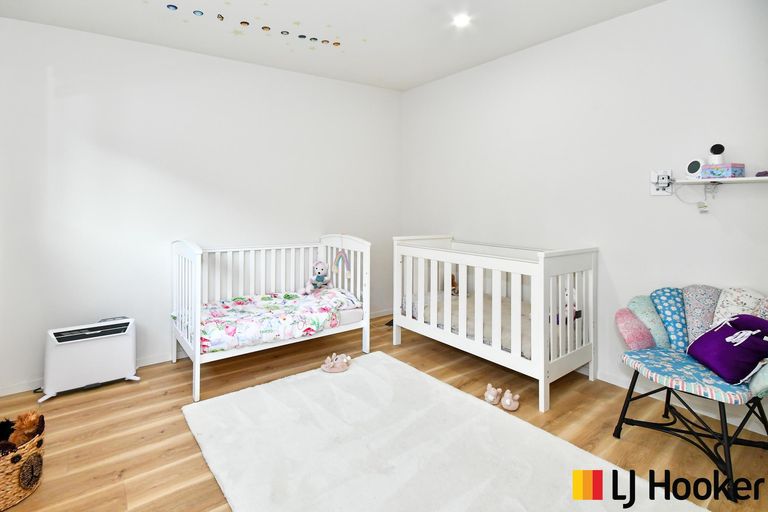 Photo of property in 16 Puriri Road, Pukekohe, 2120