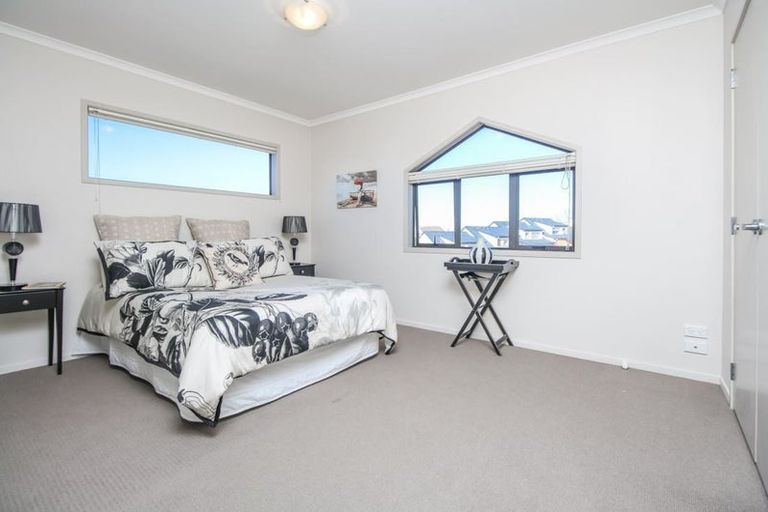Photo of property in St Claire Village, 8/172 Mcleod Road, Te Atatu South, Auckland, 0610