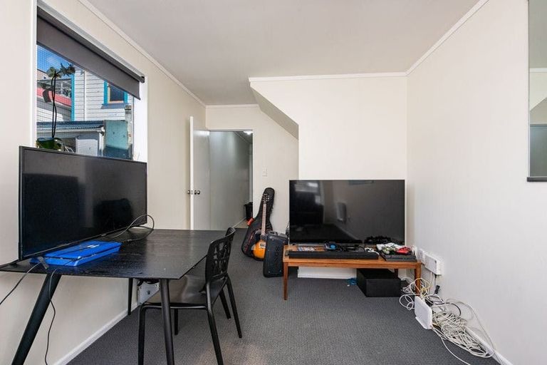 Photo of property in 27u8 Drummond Street, Mount Cook, Wellington, 6021