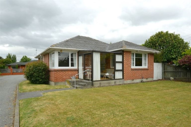 Photo of property in 1/28 Tintern Avenue, Avonhead, Christchurch, 8042