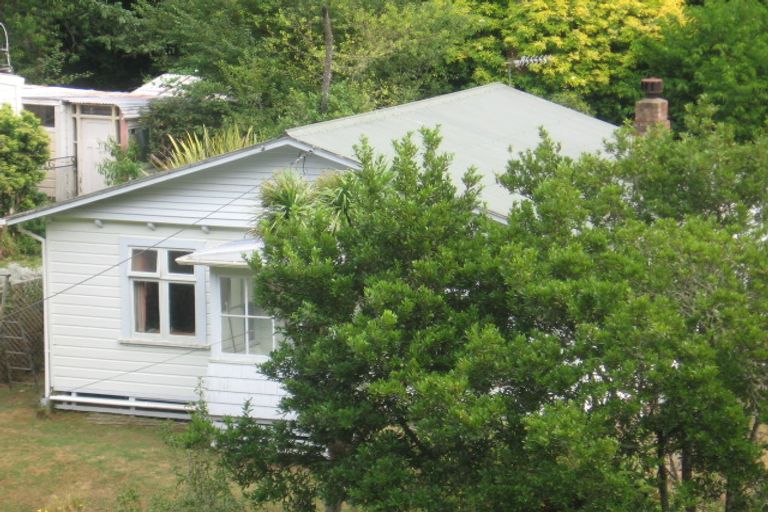 Photo of property in 108 Curtis Street, Northland, Wellington, 6012