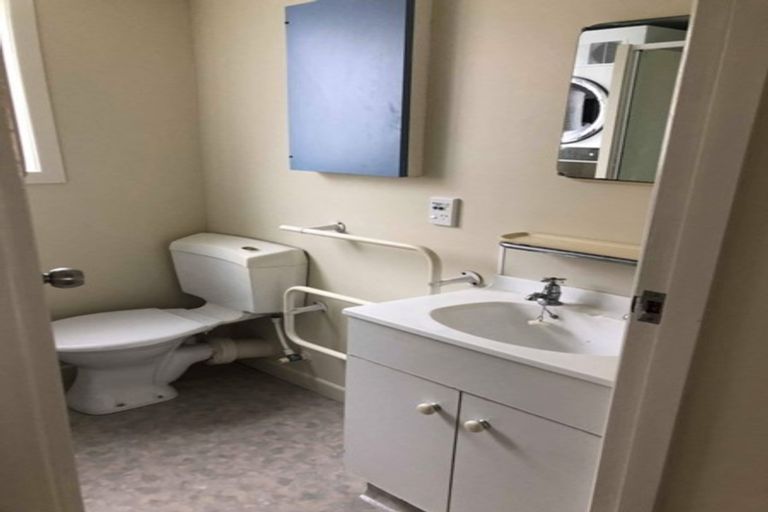 Photo of property in Windsor Court, 340u1 Tinakori Road, Thorndon, Wellington, 6011