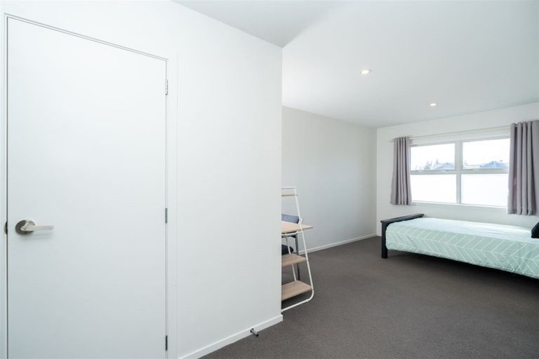 Photo of property in 1u3 June Place, Hamilton East, Hamilton, 3216