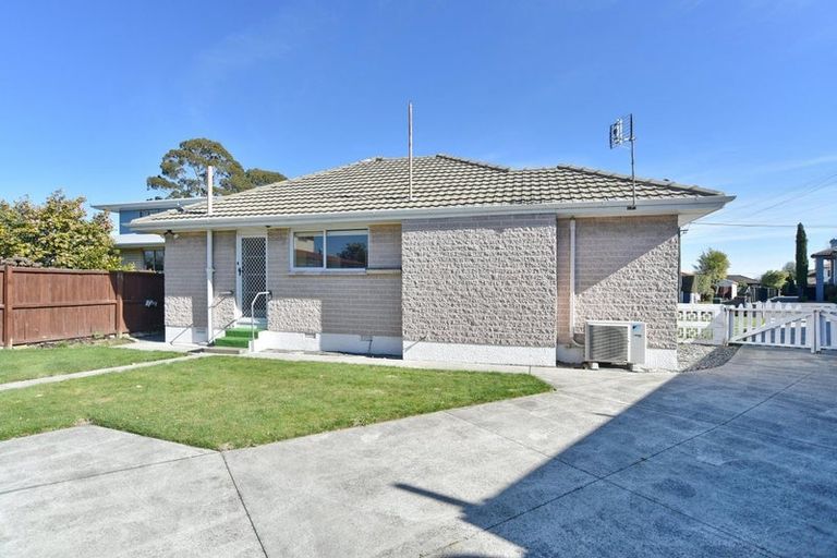 Photo of property in 4 Highsted Road, Bishopdale, Christchurch, 8053