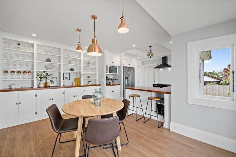 Photo of property in 35 Helvetia Road, Pukekohe, 2120