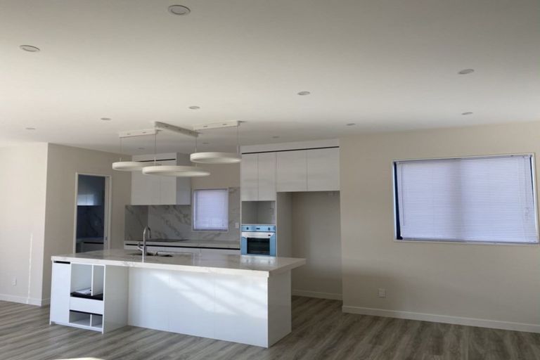 Photo of property in 78 Harvest Avenue, Orewa, 0931