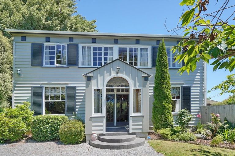 Photo of property in 337c Avonhead Road, Avonhead, Christchurch, 8042