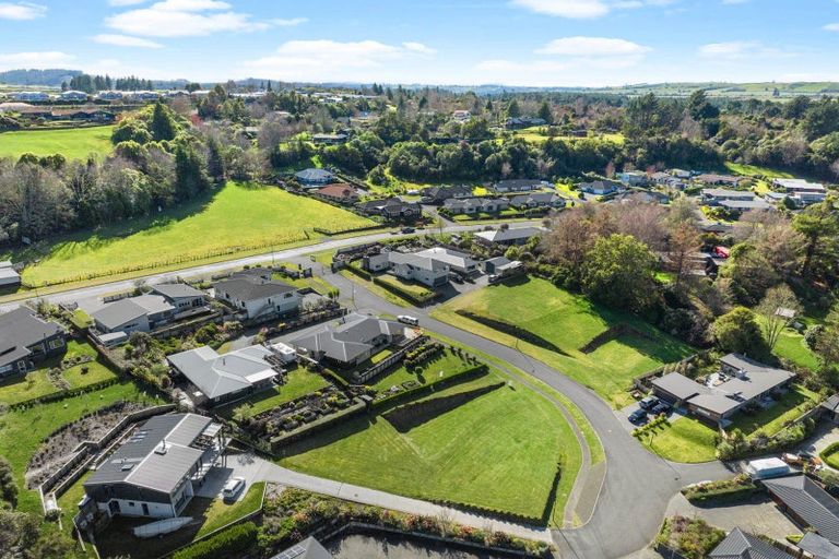 Photo of property in 12 Stevenson Way, Rangatira Park, Taupo, 3330