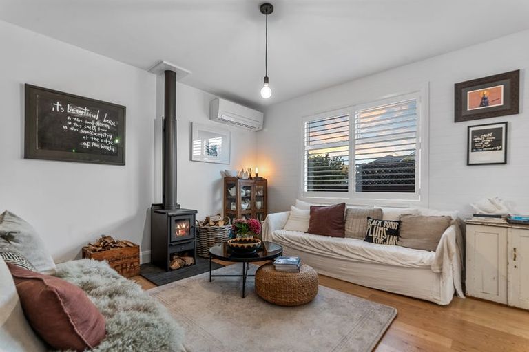 Photo of property in 64 Jeffreys Road, Fendalton, Christchurch, 8052