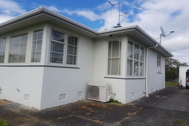 Photo of property in 43 Nottingham Avenue, Awapuni, Palmerston North, 4412