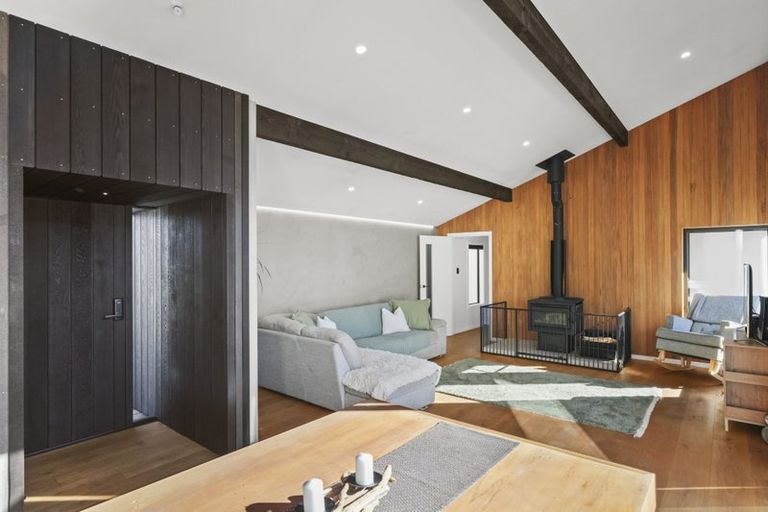 Photo of property in 19 Dunbarton Street, Redwood, Christchurch, 8051