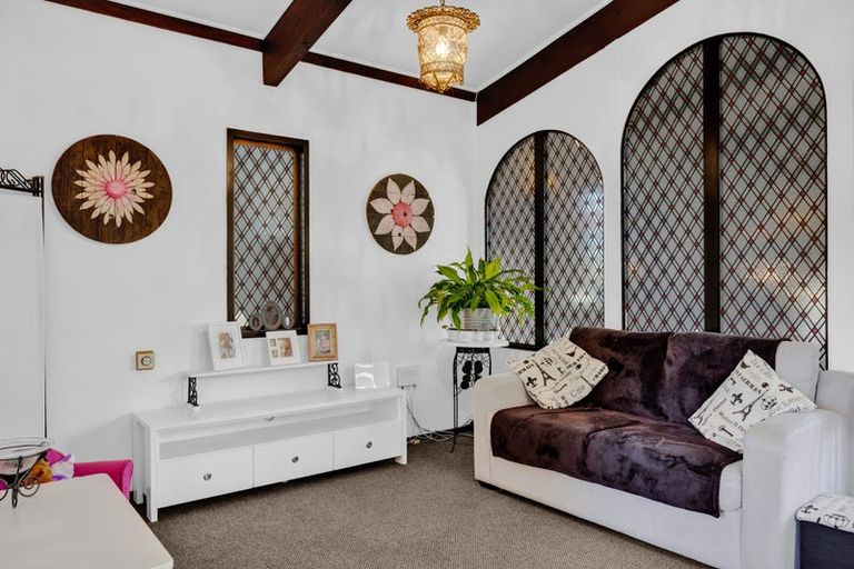 Photo of property in 15 Kowhai Street, Hawera, 4610