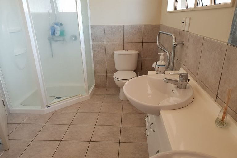 Photo of property in 239 Hill Road, The Gardens, Auckland, 2105