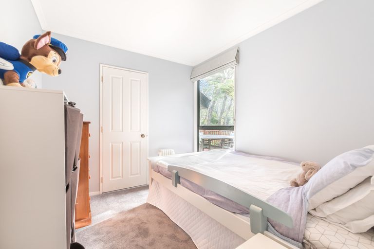 Photo of property in 31a Konini Road, Titirangi, Auckland, 0604