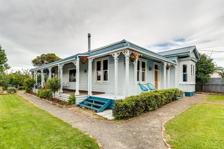 Photo of property in 44 Mcgreevy Street, Waipawa, 4210