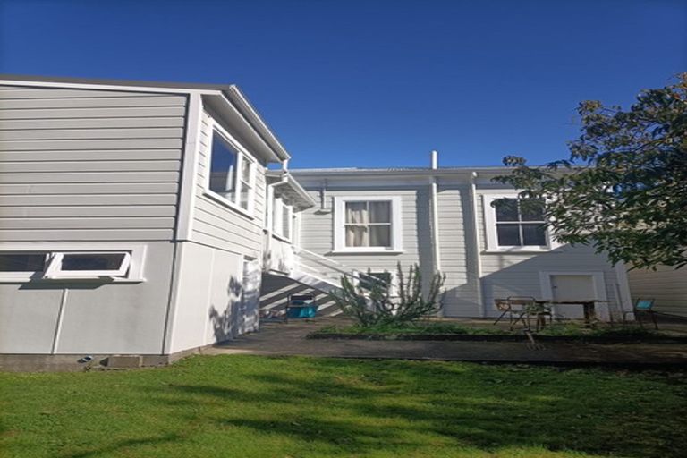 Photo of property in 19 Myrtle Crescent, Mount Cook, Wellington, 6021