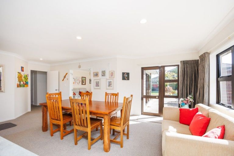 Photo of property in 21 Montana Way, Milson, Palmerston North, 4414