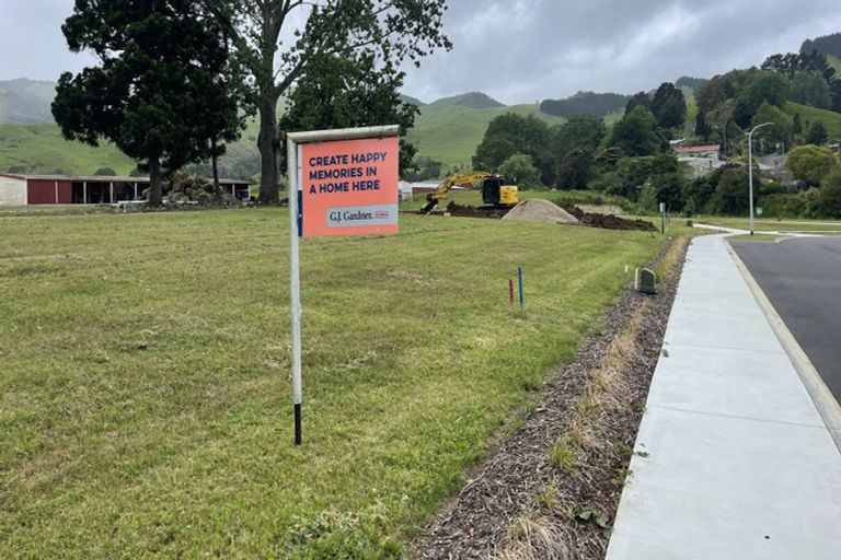 Photo of property in 20 Sunline Crescent, Paeroa, 3600