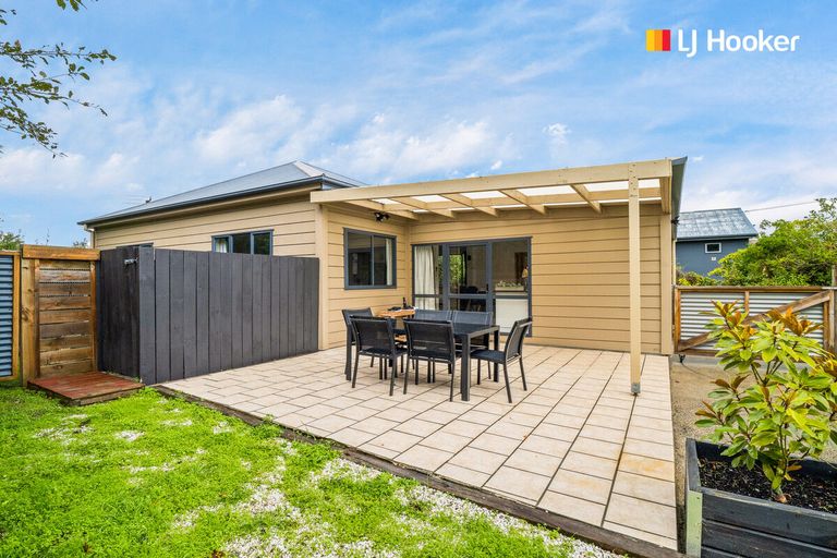 Photo of property in 21 Binnie Street, Abbotsford, Dunedin, 9018