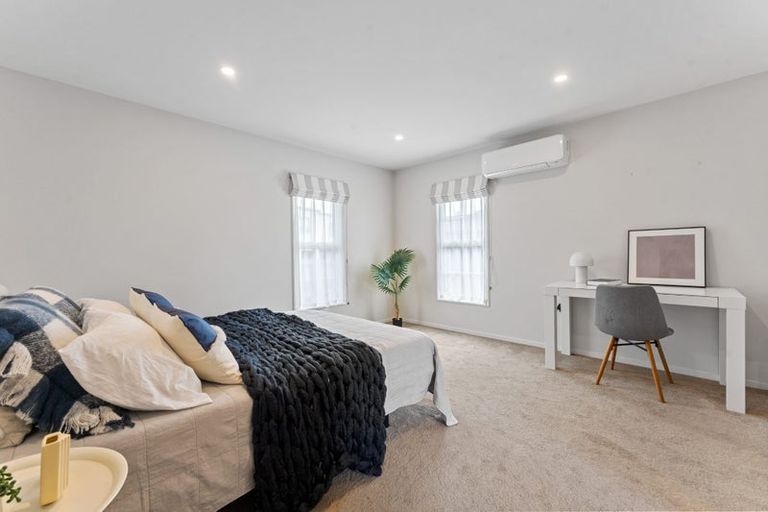 Photo of property in 21 Edgewater Drive, Karaka, Papakura, 2113