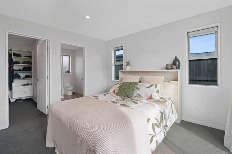 Photo of property in 76 Stationmasters Way, Prebbleton, 7604