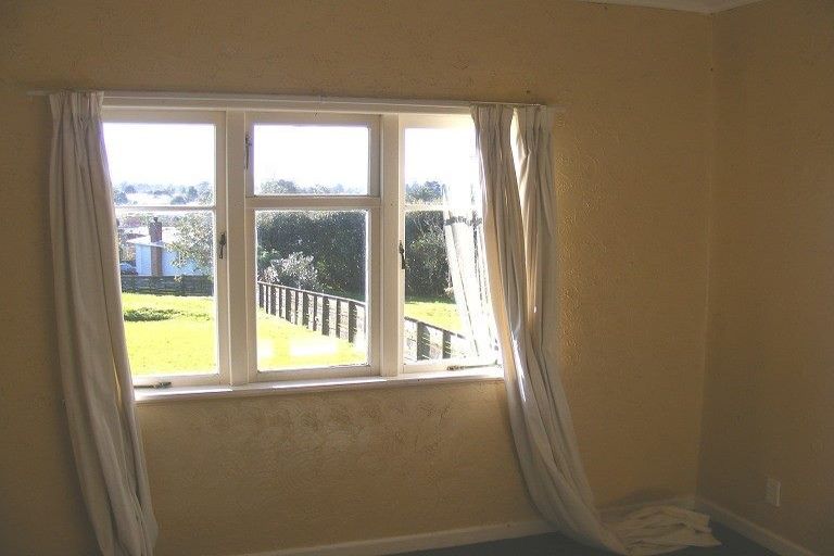 Photo of property in 63 Golf Road, New Lynn, Auckland, 0600